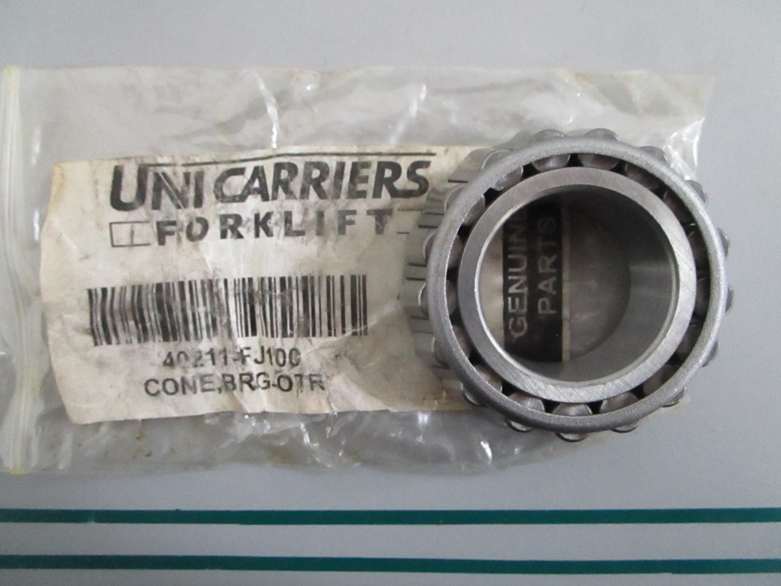 NEW OEM 40210-FJ100 UniCarriers Tapered Roller Bearing 0820
