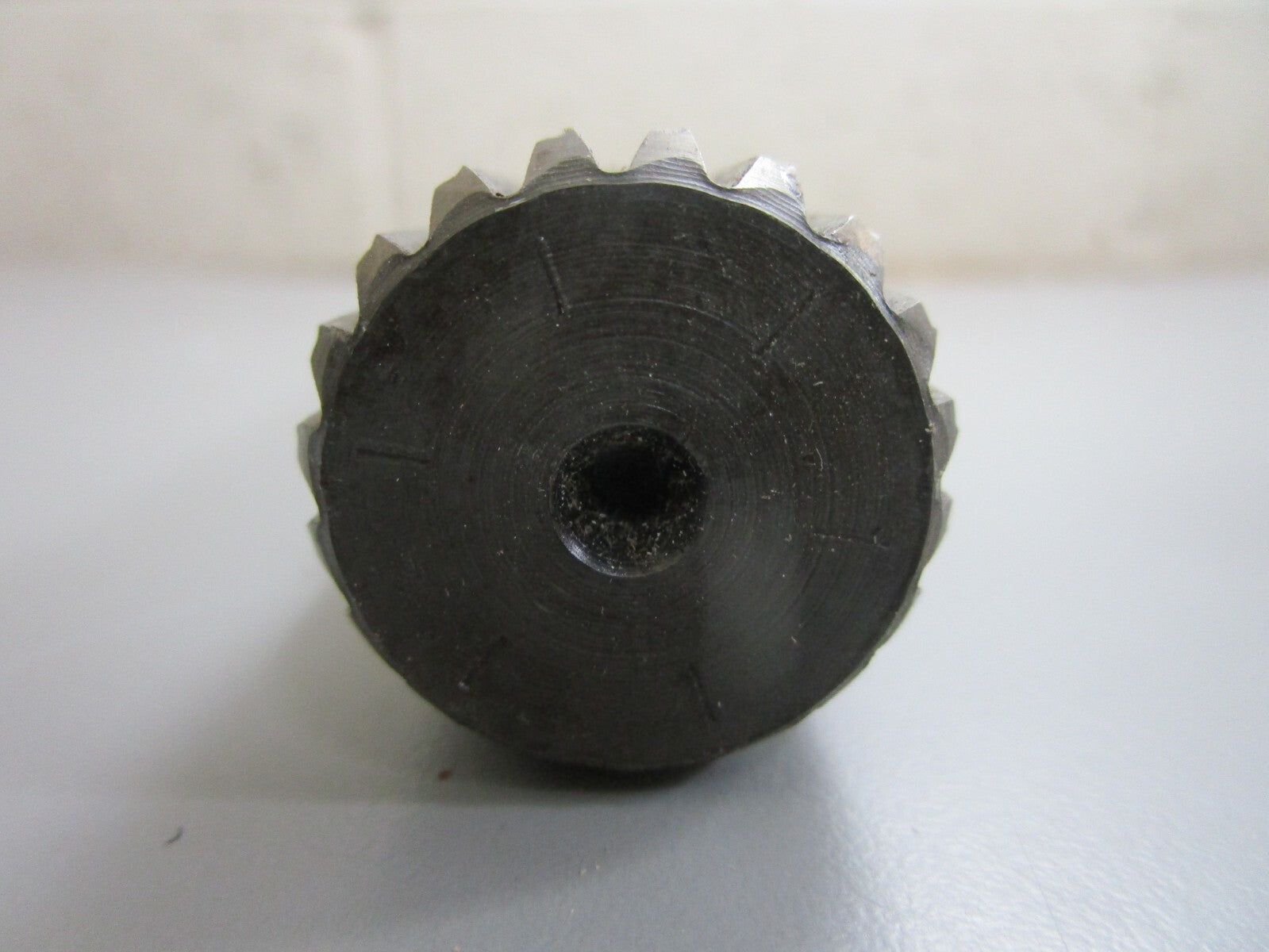 *NEW OEM* 0820 OMC Johnson Evinrude Drive Shaft 909043 0909043