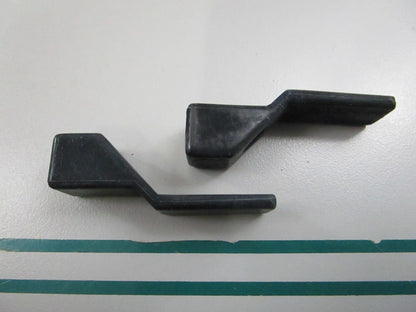 NEW OEM (LOT OF 2) 324584 0324584 OMC Johnson Evinrude Spacer 0810