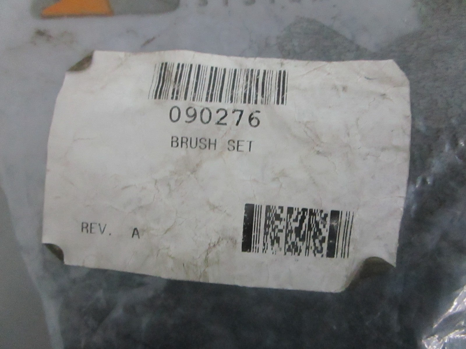 NEW OEM 090276 Crown 4 Brush Set 0820