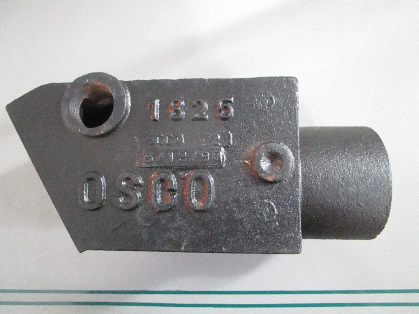 NEW 1825 Osco Elbow w/ Hardware For: MerCruiser 0820