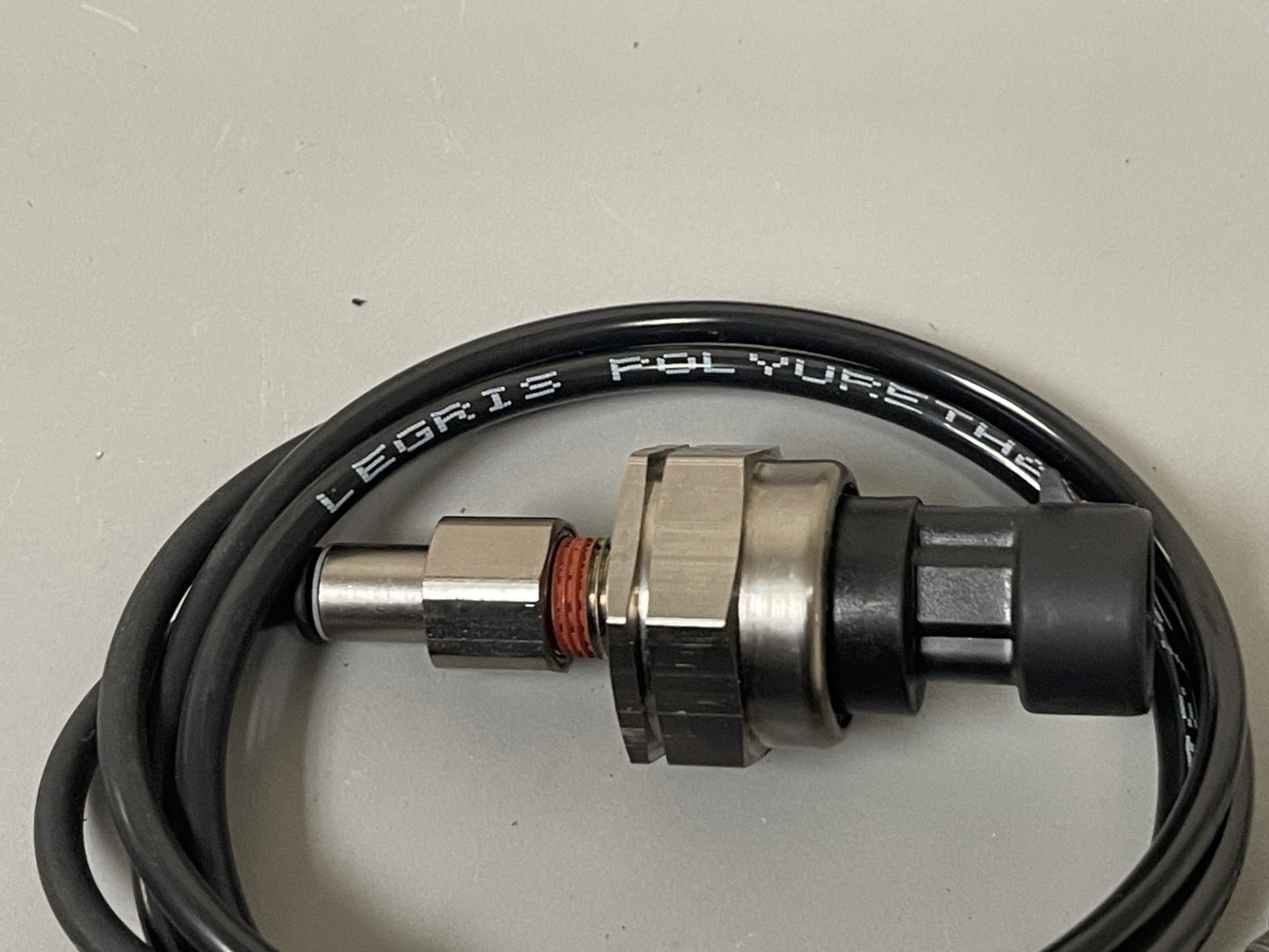 NEW OEM 8M6000631 Mercury Pressure Sensor 0670