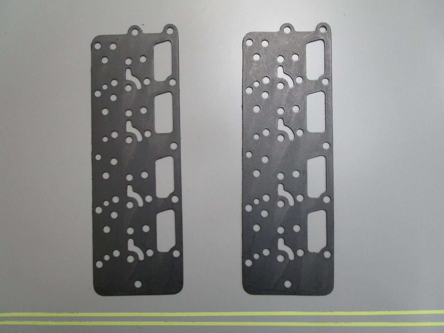 *NEW OEM* (LOT OF 2) 0810 OMC Johnson Evinrude Gasket 311531 0311531