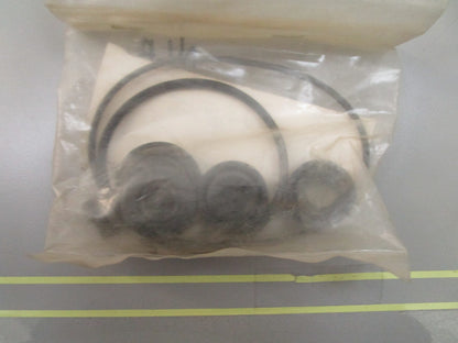 *NEW OEM* 0810 Mercury Quicksilver Seal Kit FK1064