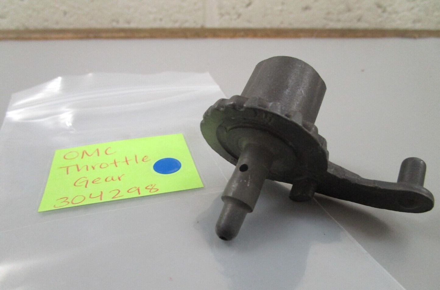 *NEW OEM* 0780 OMC Johnson Evinrude Throttle Gear 304298 0304298