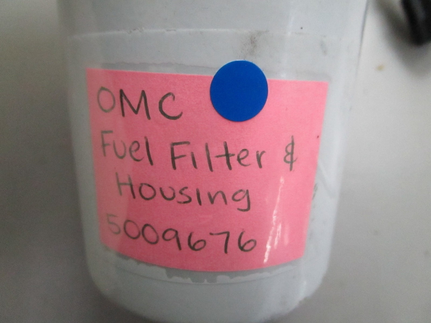 *NEW OEM* 0820 OMC Johnson Evinrude Fuel Filter & Housing 5009676