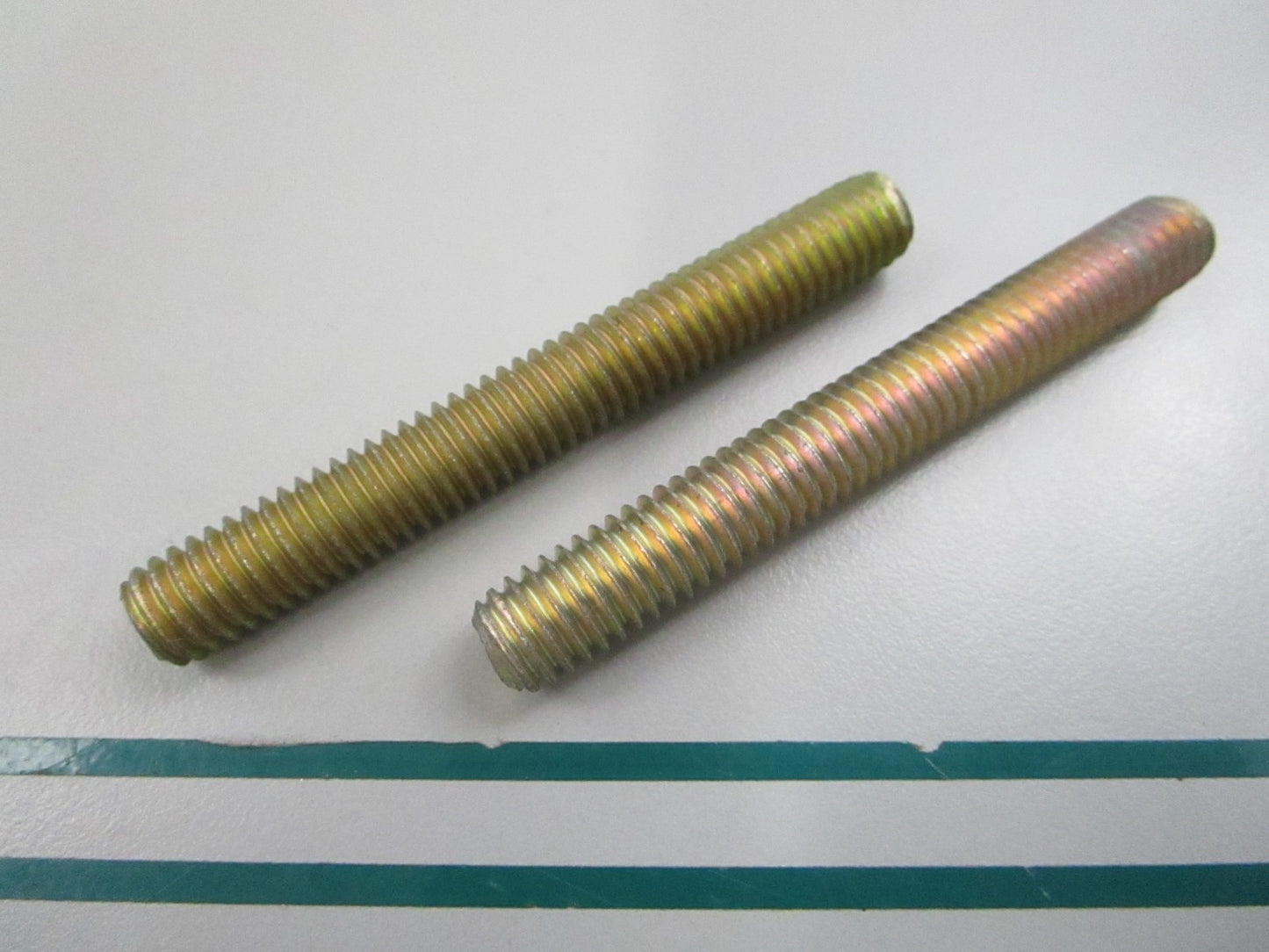 NEW OEM 16-863853 Mercury Quicksilver Stud 0810