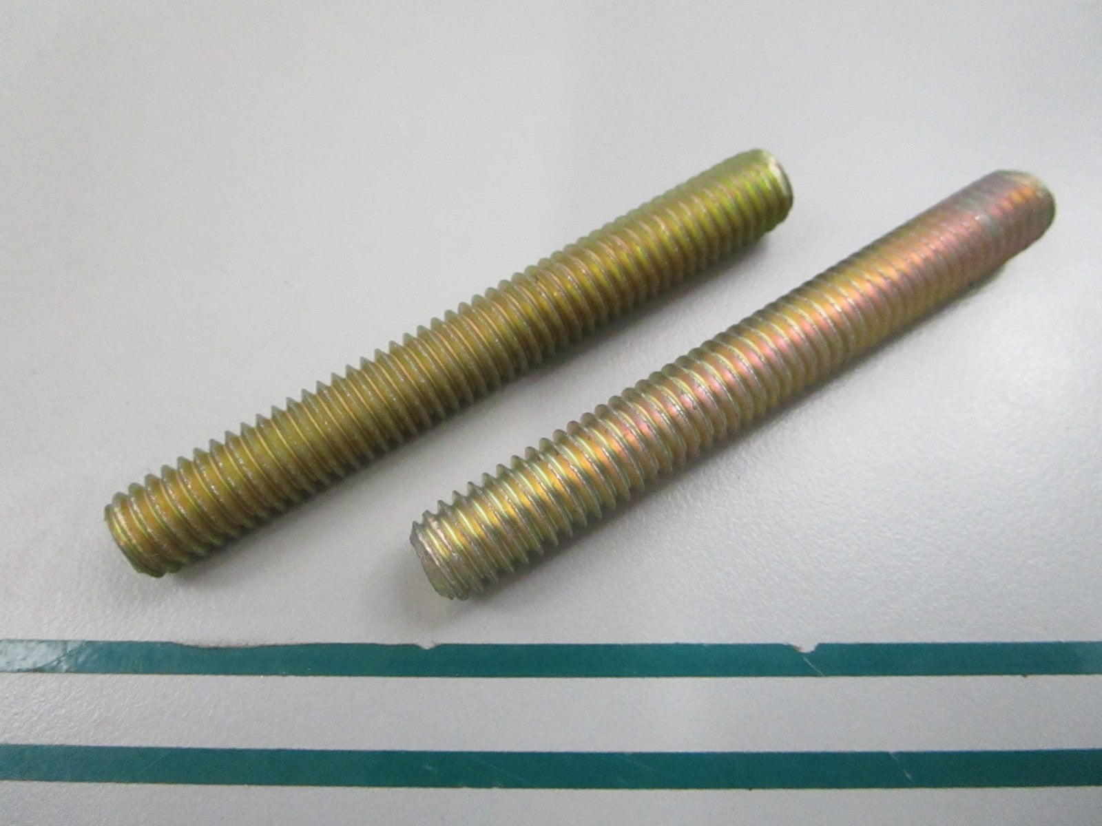 NEW OEM 16-863853 Mercury Quicksilver Stud 0810