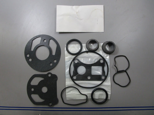 *NEW OEM* 0810 OMC Johnson Evinrude Upper Housing Seal Kit 987603 0987603