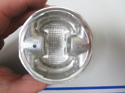 NEW OEM 65W-11636-00-00 Yamaha 0.50MM O.S. 25 30 40 hp 1998- 2008 Piston Ay 0720