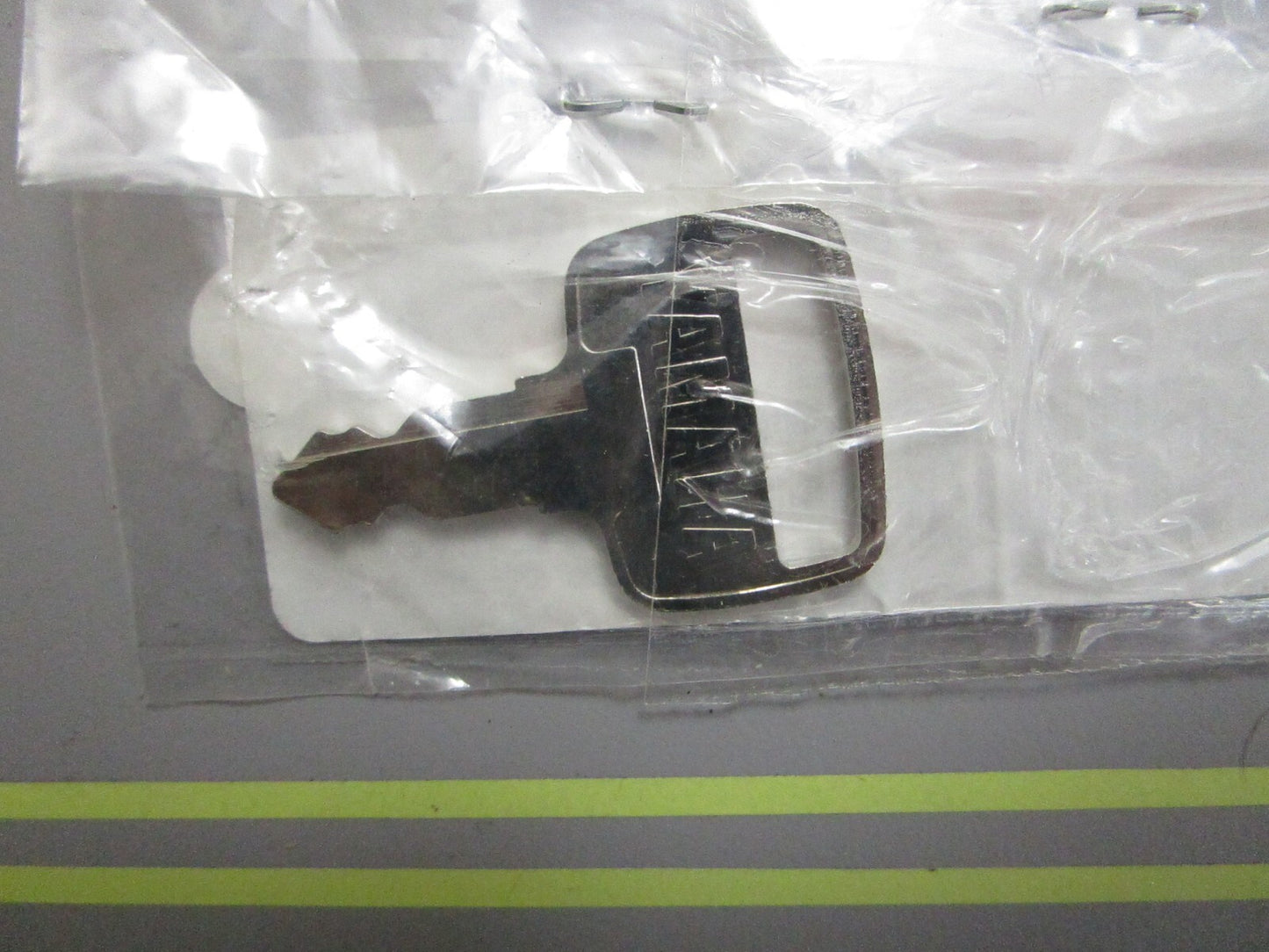 *NEW OEM* 0810 Yamaha Key #740 90890-55839-00