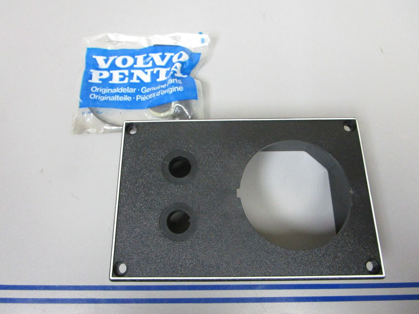 *NEW OEM* 0810 Volvo Penta Instrument Panel 858873