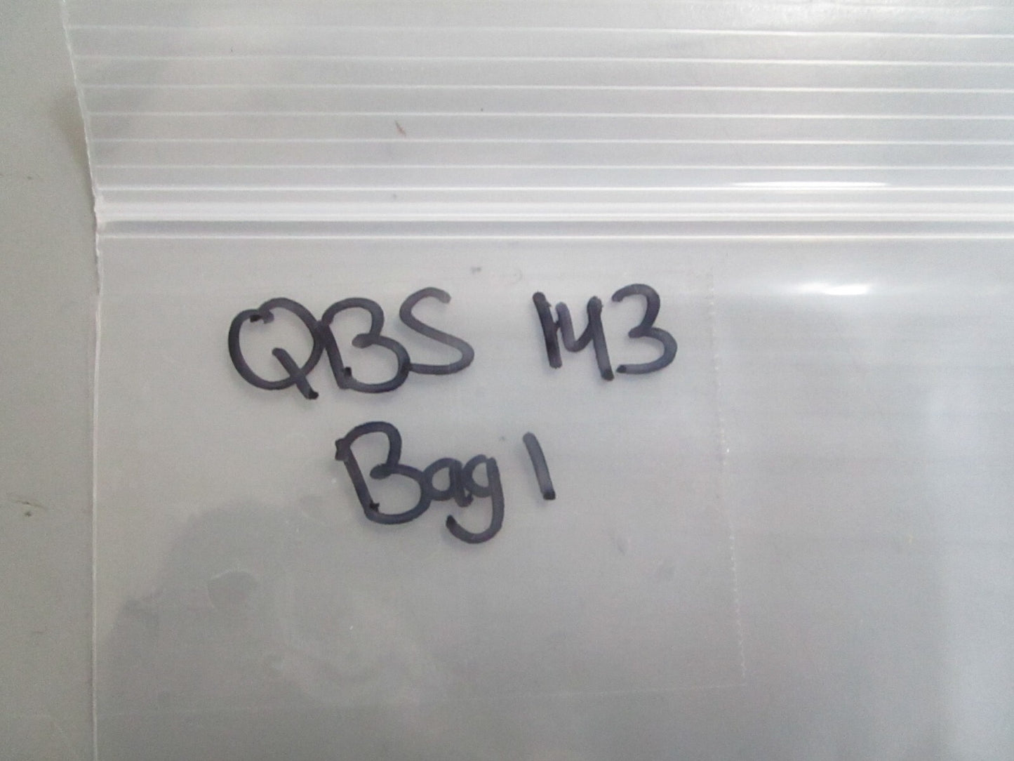 *NEW OEM* 0810 Volvo Penta Gasket 424830