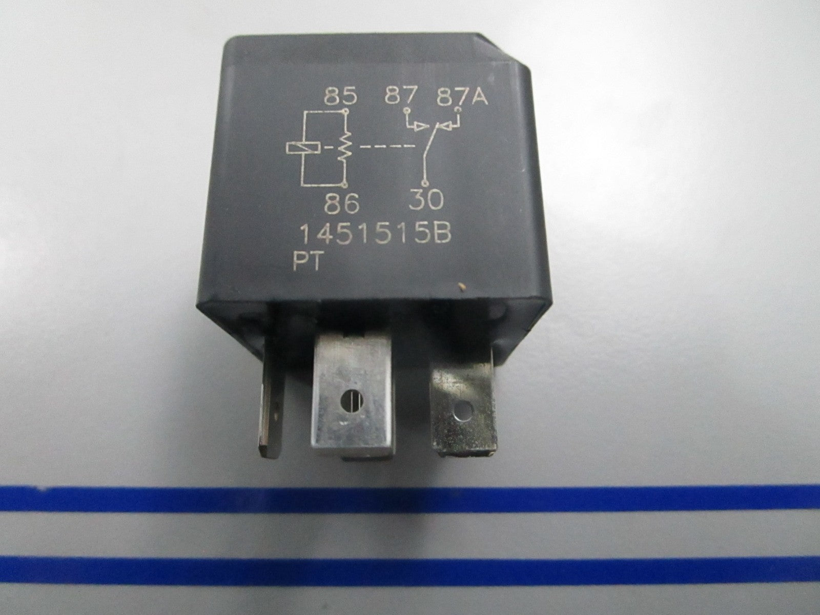 *NEW* 0810 EMP Relay 300-01561 Replaces: 586224