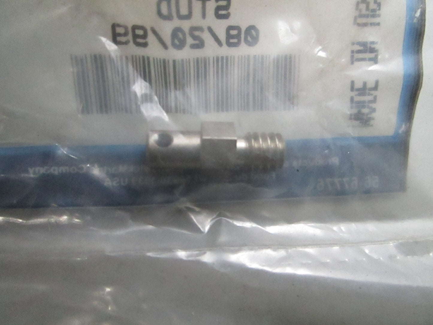 *NEW OEM* 0810 Mercury Quicksilver Stud 16-819007