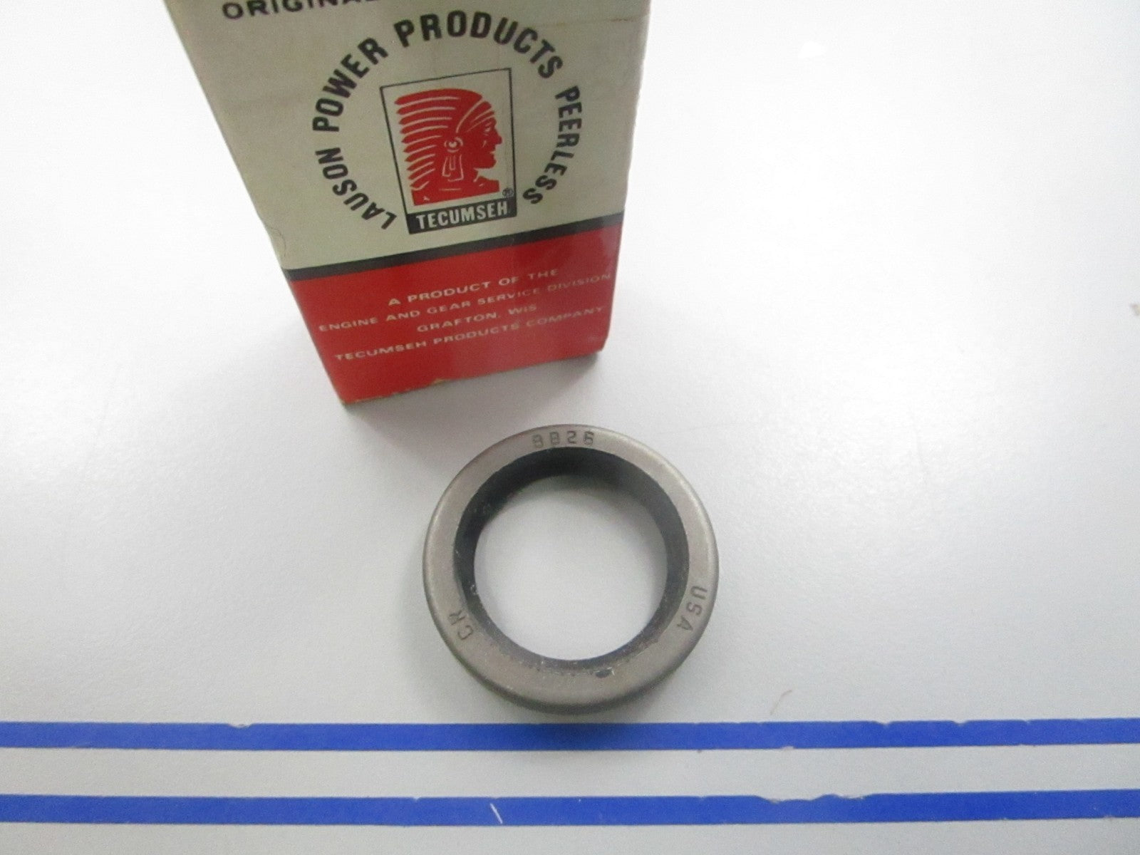 NEW OEM 28427 Tecumseh Oil Seal 0810