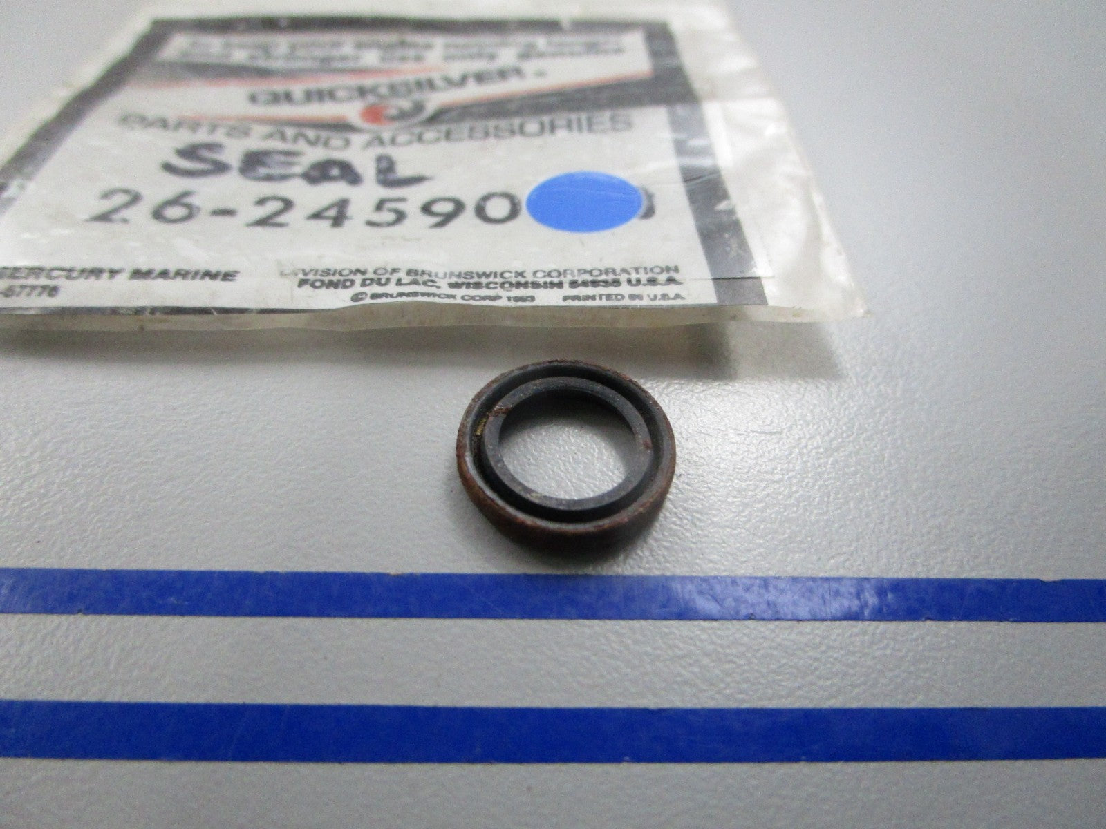NEW OEM 26-24590 Mercury Quicksilver Seal 0810