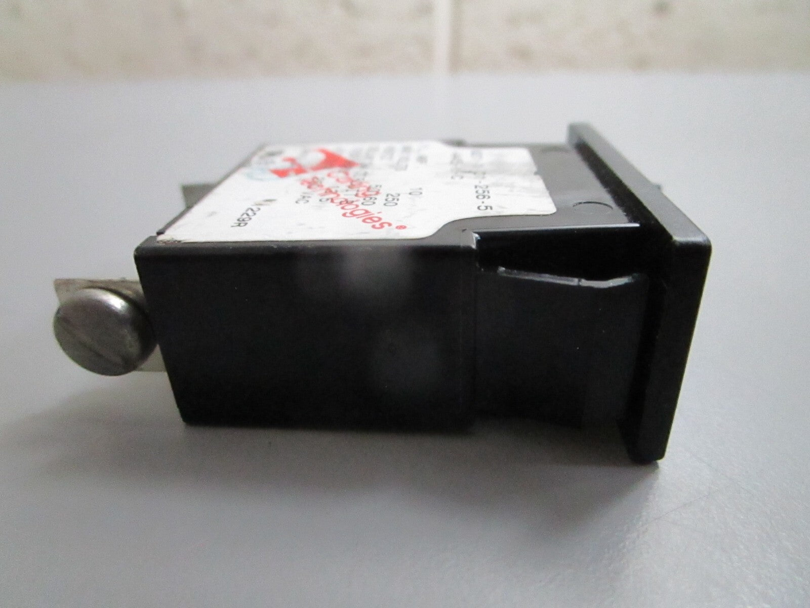 *NEW* 0820 Carling Industries Circuit Breaker MD1-X-01-256-5-A45-B-C