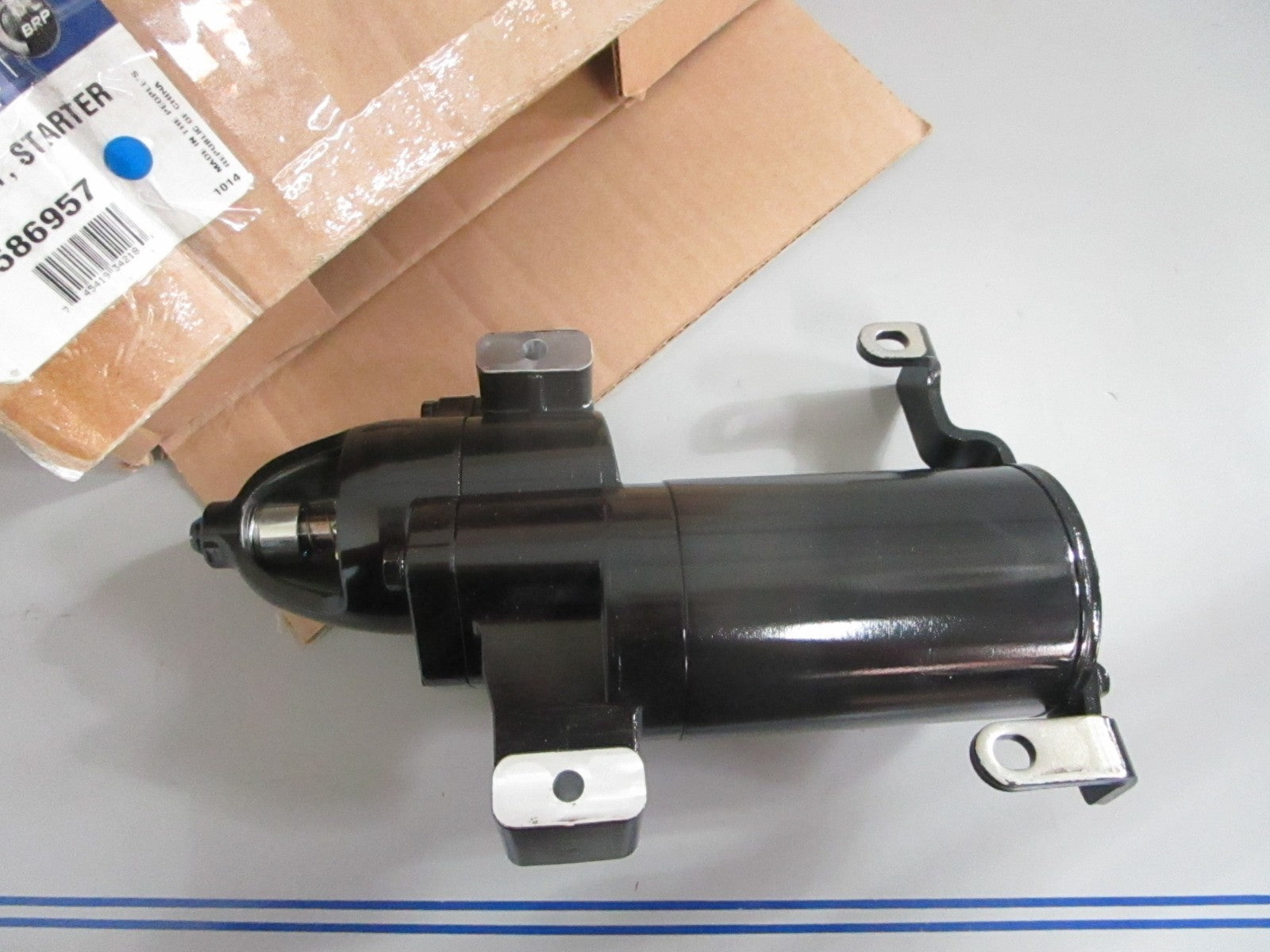 *NEW OEM* 0820 OMC Johnson Evinrude Starter Motor Ay 586957 0586957