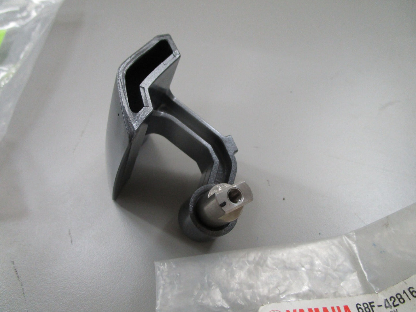 *NEW OEM* 0770 Yamaha Clamp Lever 68F-42816-00-80