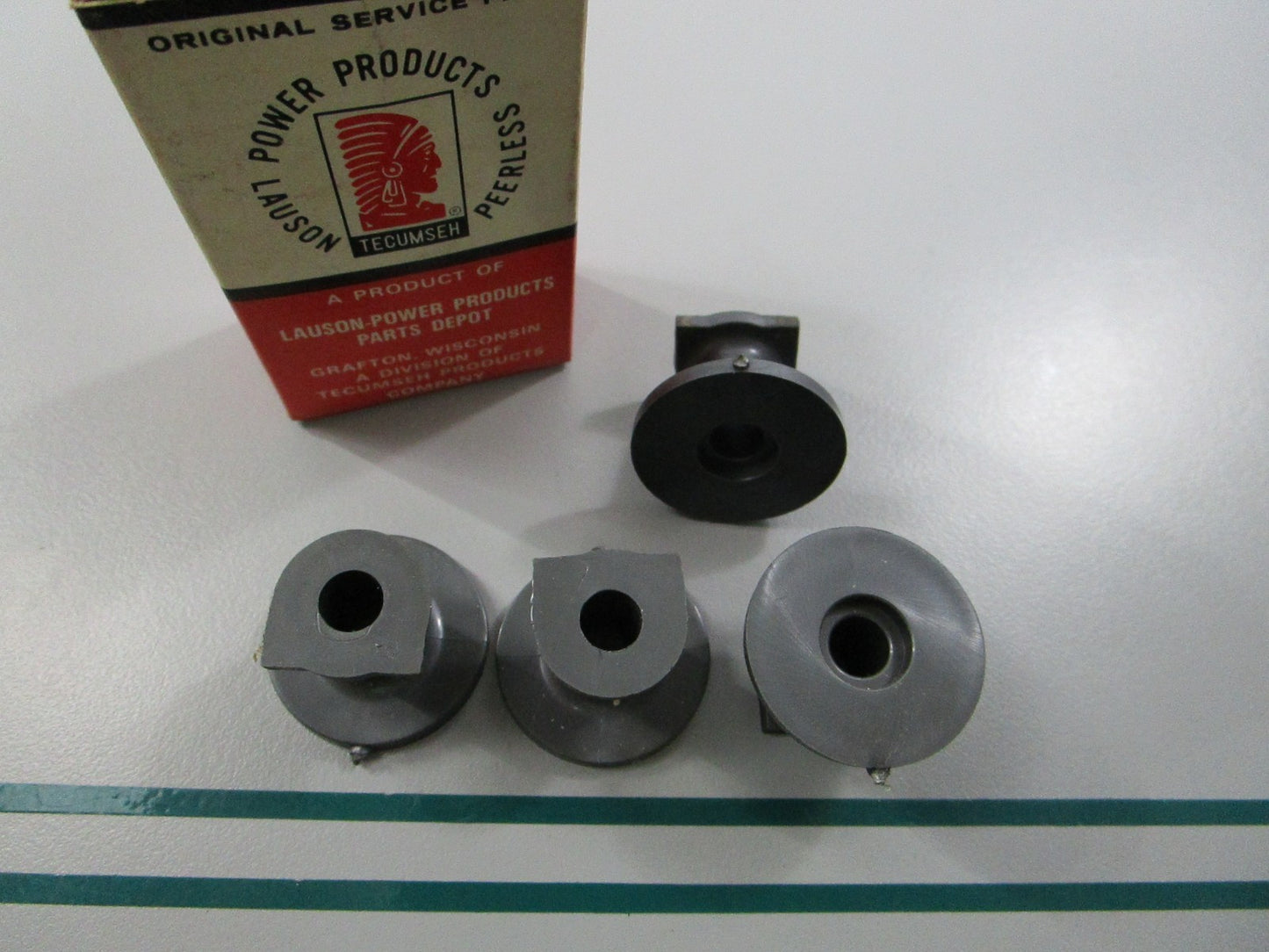 NEW OEM (LOT OF 4) 30588A Tecumseh Governor Spool 0810