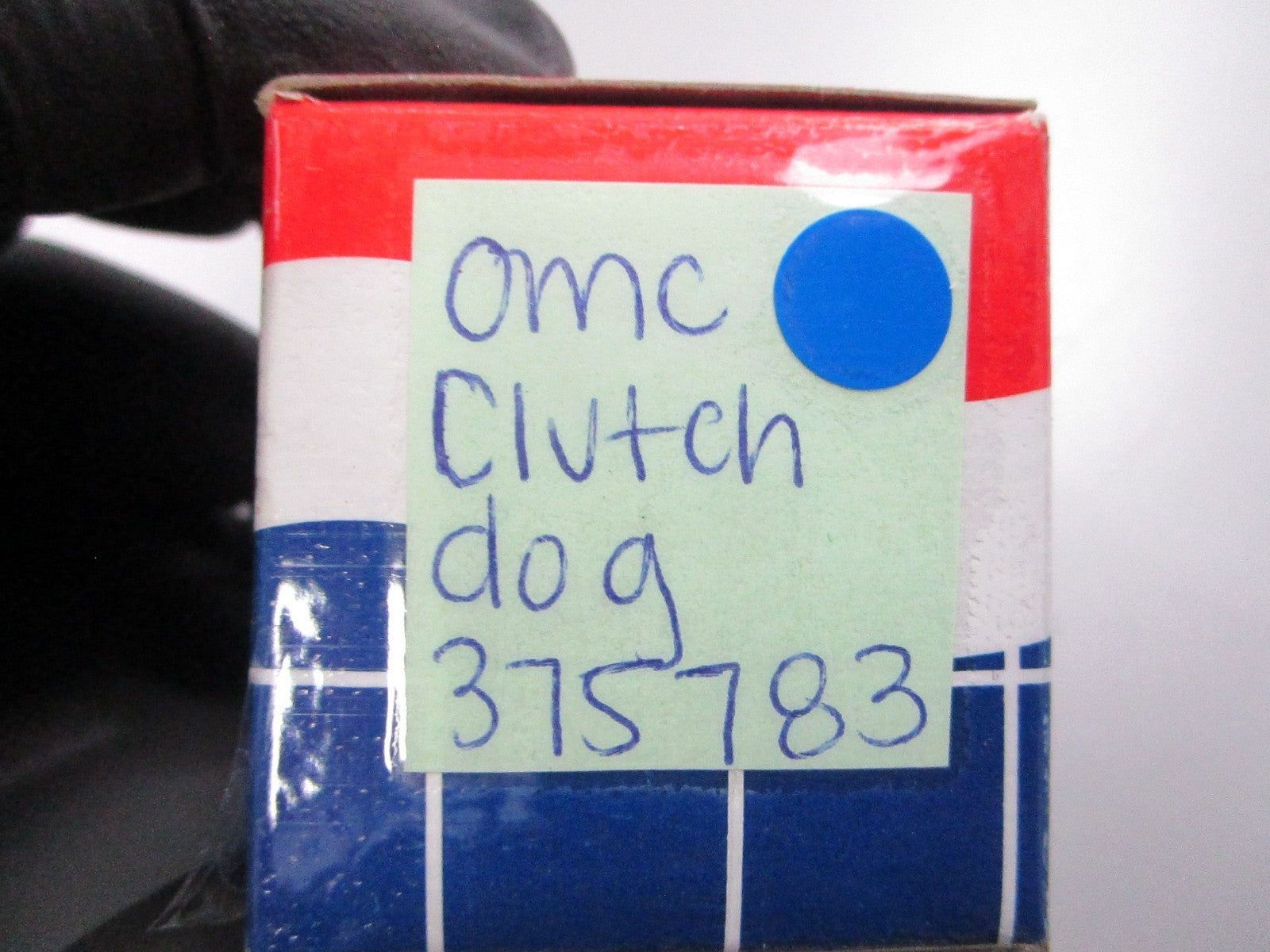 *NEW OEM* 0810 OMC Johnson Evinrude Clutch Dog 375783 0375783