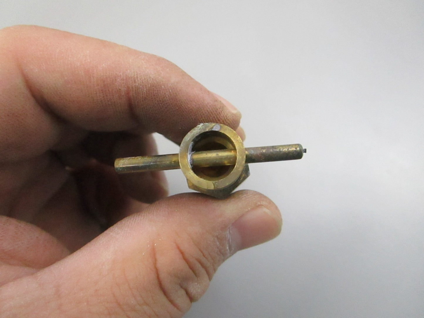 NEW OEM 829592 Volvo Penta Drain Tap 0810