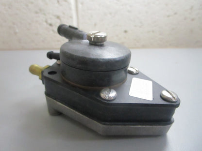 *NEW OEM* 0810 OMC Johnson Evinrude Vintage Fuel Pump Ay 398398 438554