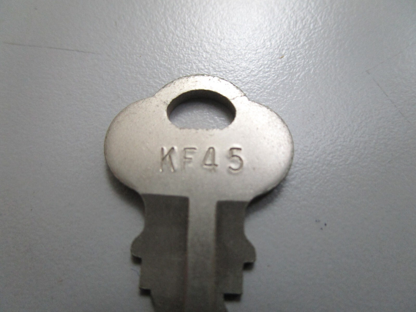 *NEW OEM* 0810 OMC Johnson Evinrude Ignition Key KF45 501550 0501550