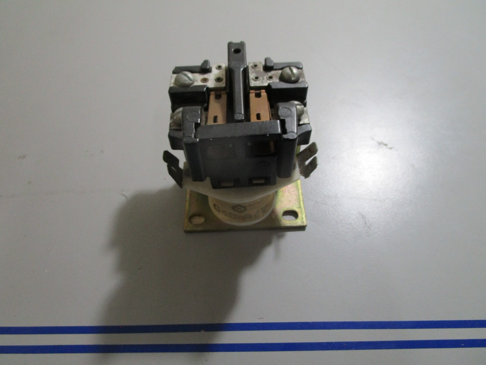 *NEW* 0810 General Electric Contactor 3ARR28U4 6X574