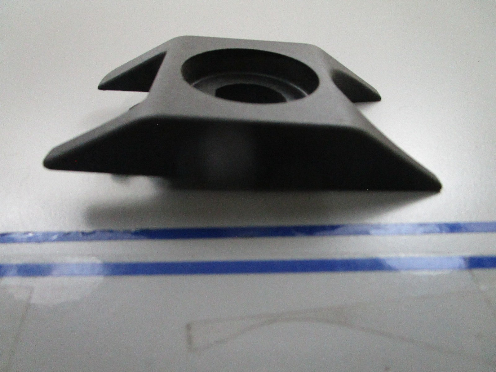 *NEW OEM* 0810 OMC Johnson Evinrude Bezel 127227 0127227