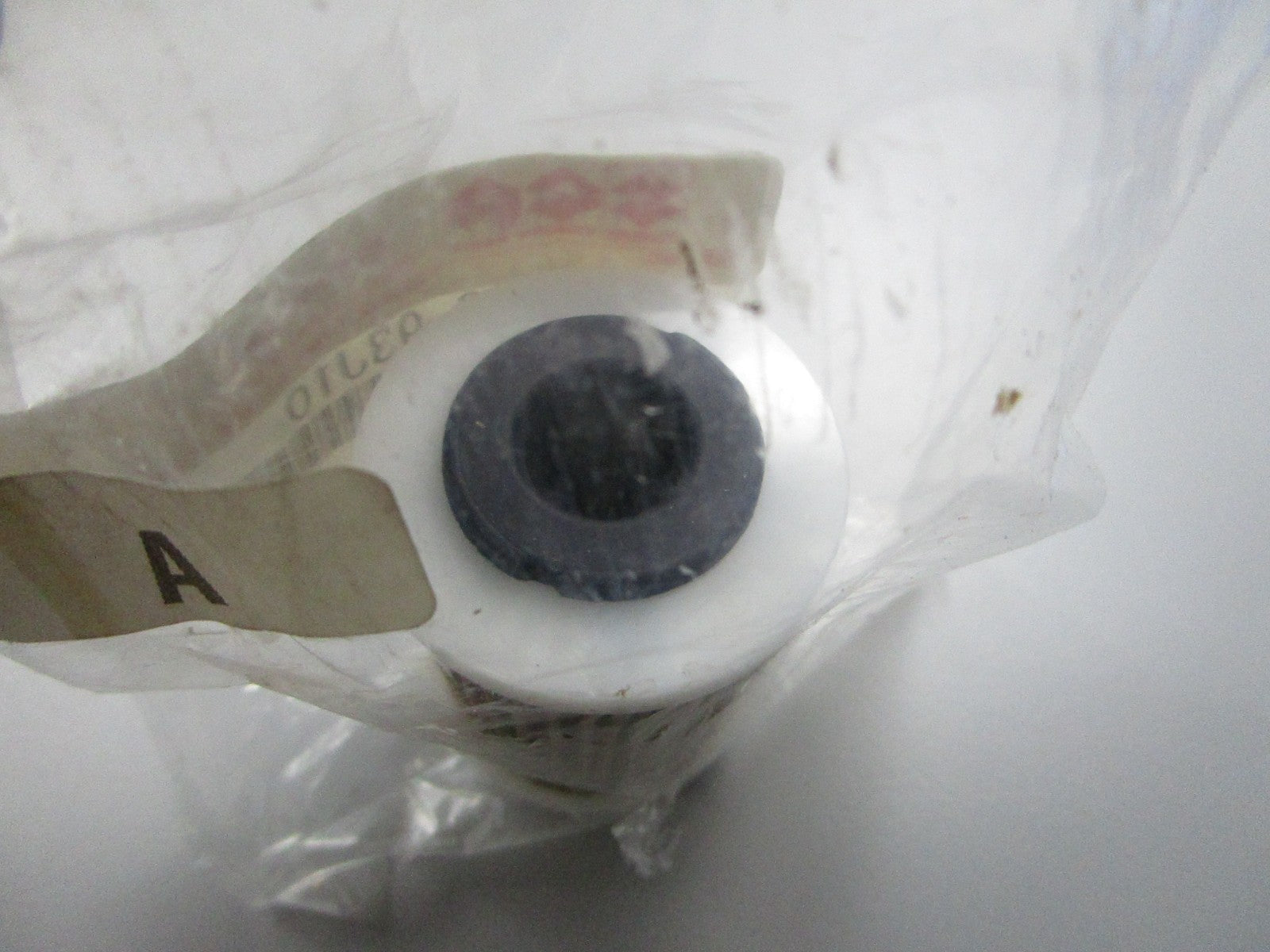 *NEW OEM* 0810 Suzuki Fuel Filter 15412-93J10