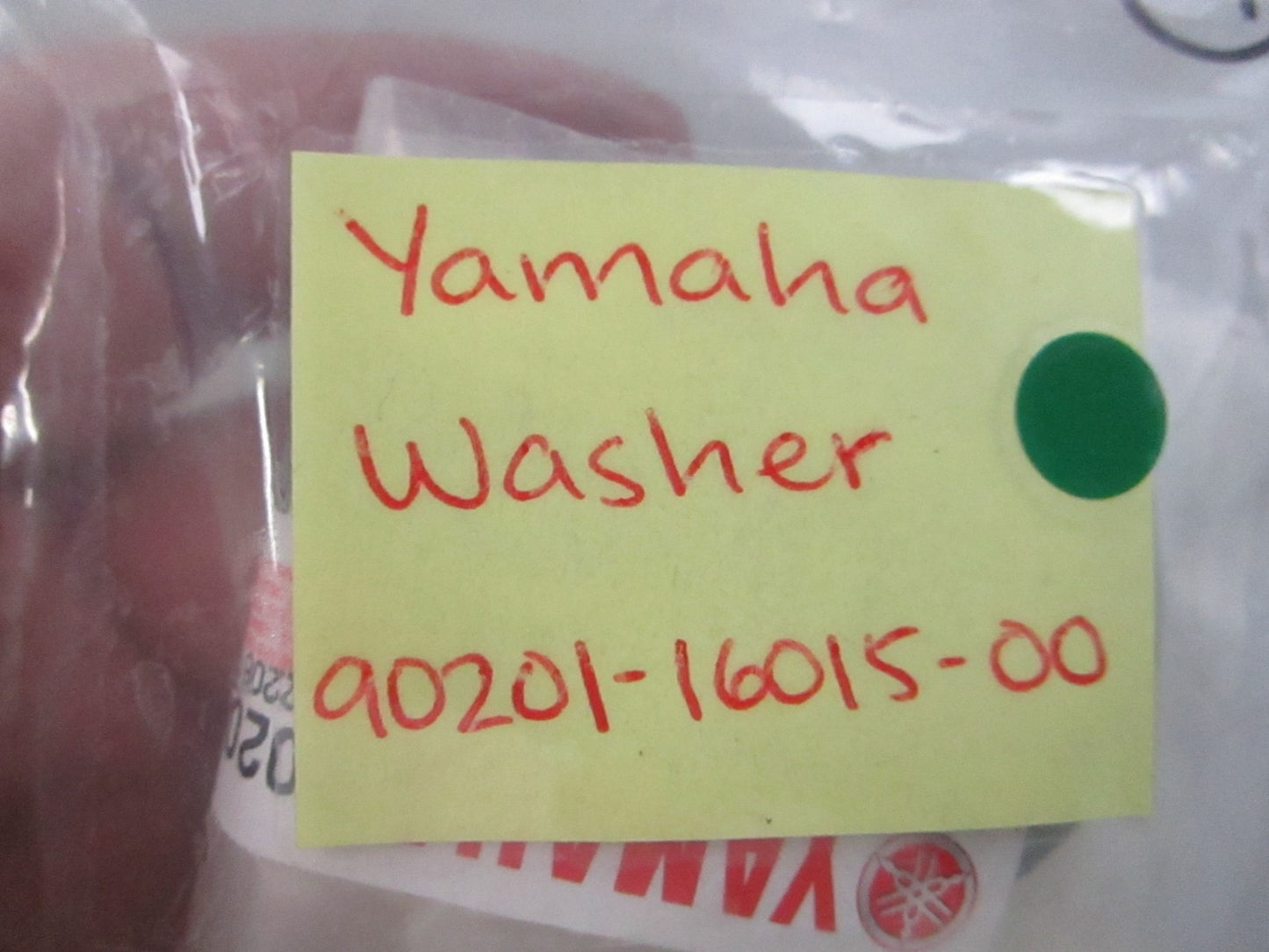 NEW OEM 90201-16015-00 Yamaha Washer 0810