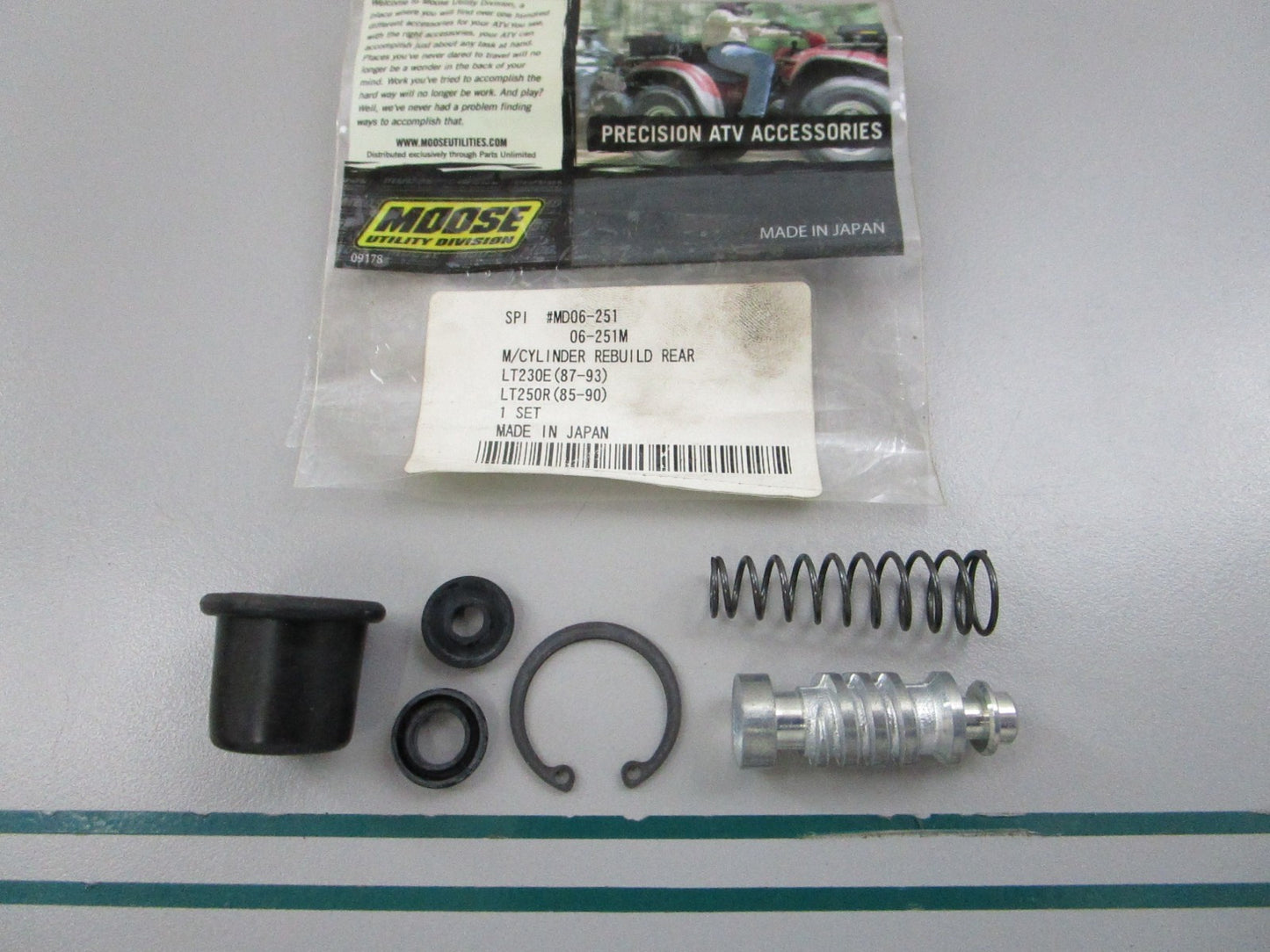 NEW OEM MD06-251 Moose Master Cylinder Rebuild Kit 0810