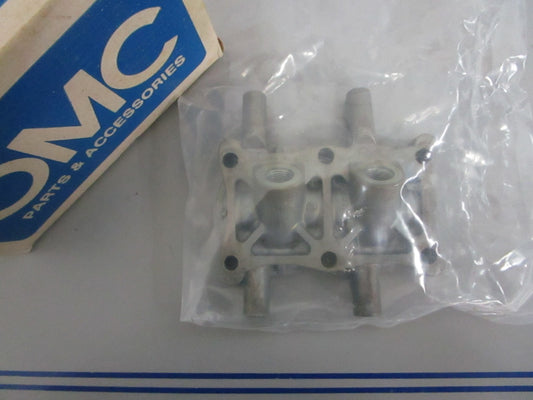 *NEW OEM* 0820 OMC Johnson Evinrude Cylinder Head 398131 0398131