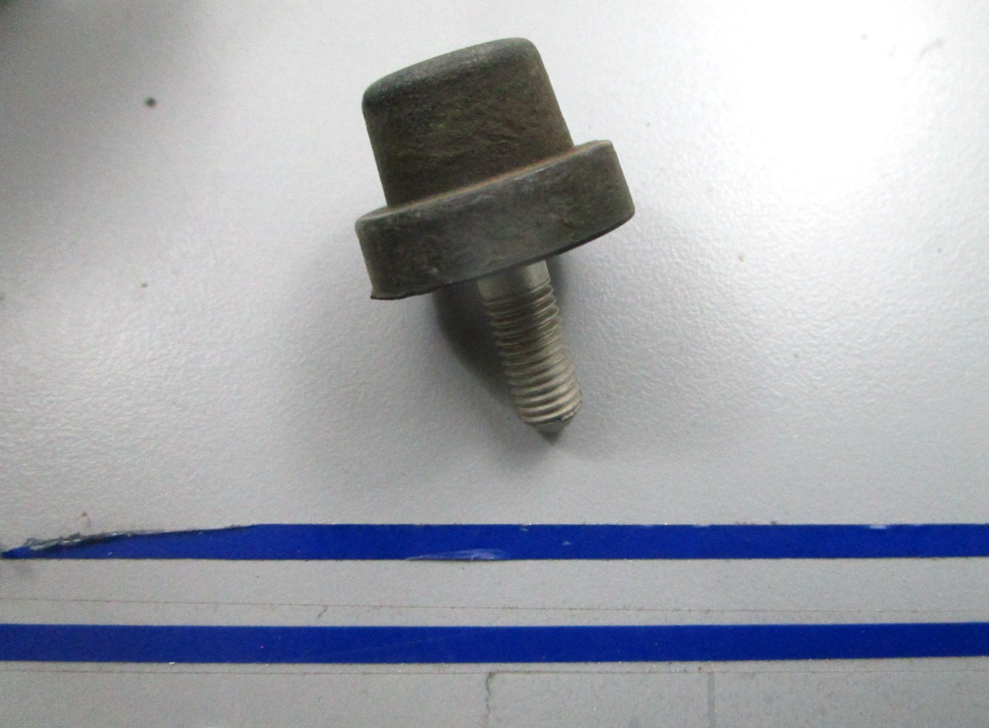 *NEW OEM* 0810 Mercury Quicksilver Mount 60577