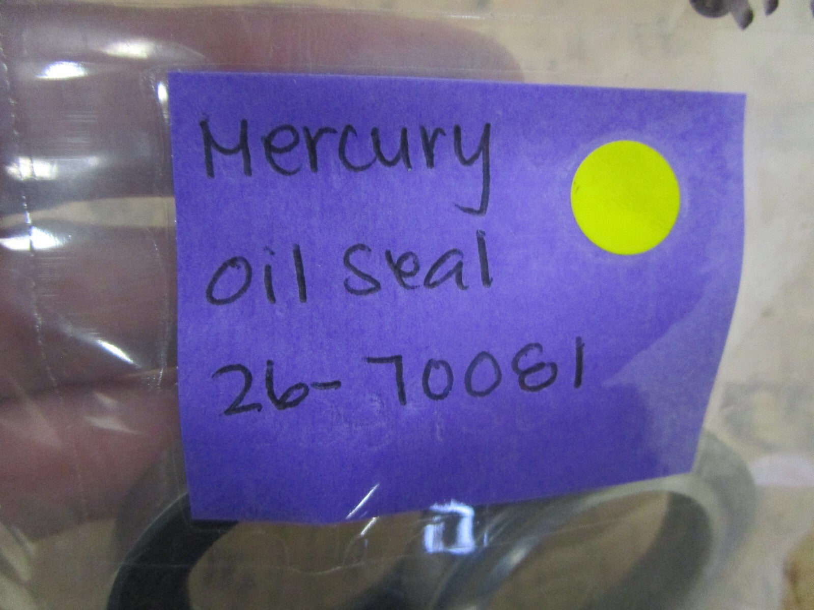 *NEW OEM* 0750 Mercury Quicksilver OIL SEAL 26-70081