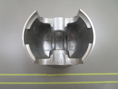 *NEW OEM* 0810 Kawasaki .05 Piston 13209-3004