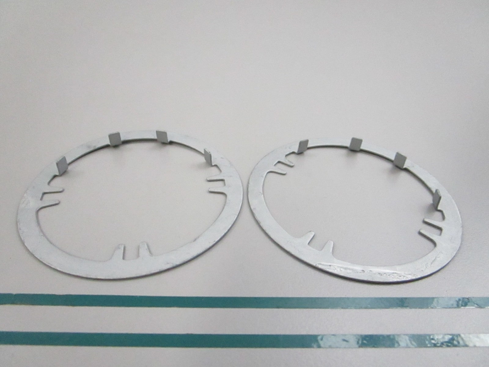 NEW OEM (LOT OF 2) 90214-45M02-00 Yamaha Claw Washer 0810