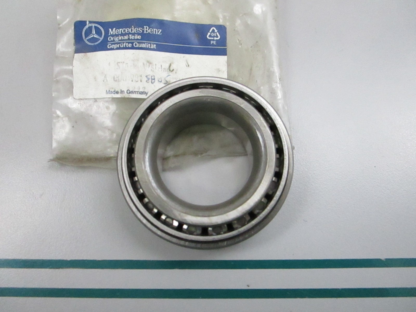 NEW OEM 0009815805 Mercedes-Benz Wheel Bearing 0810