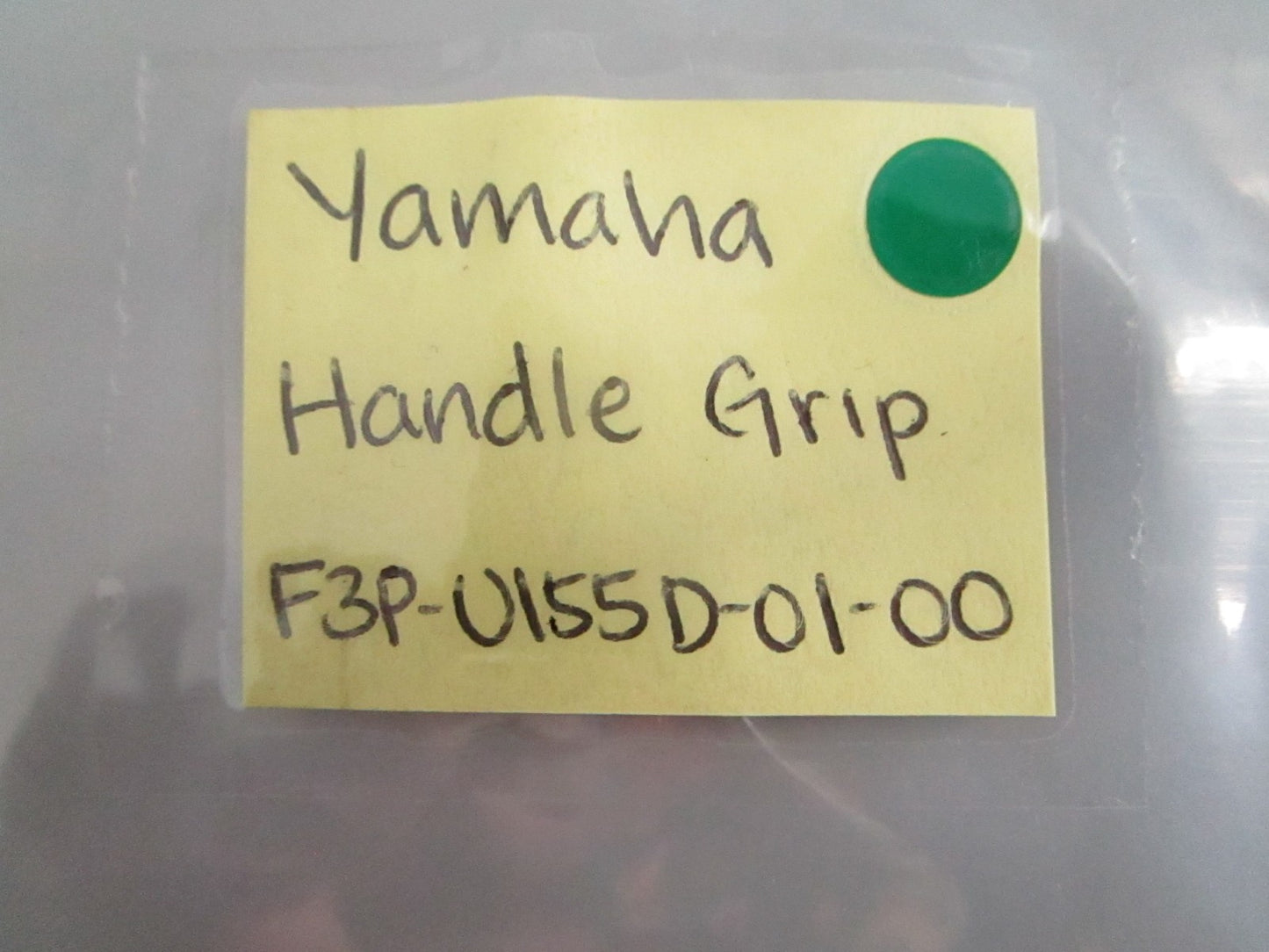 NEW OEM F3P-U155D-01-00 Yamaha Handle Grip 0820