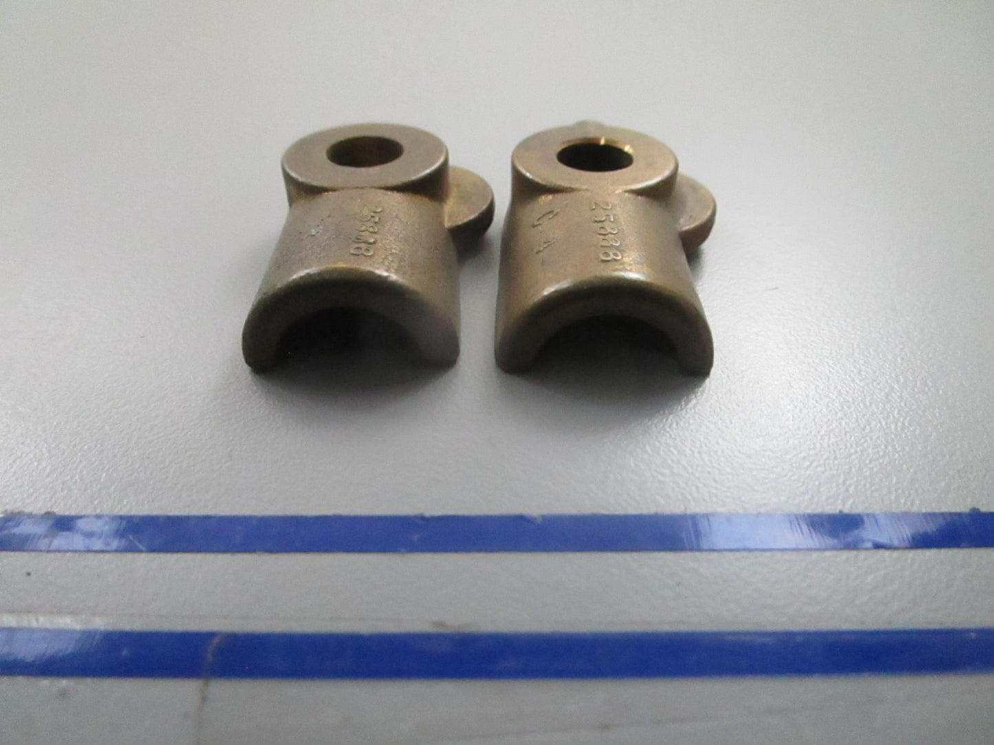 *NEW OEM* (LOT OF 2) 0810 Mercury Quicksilver Coupler 25888