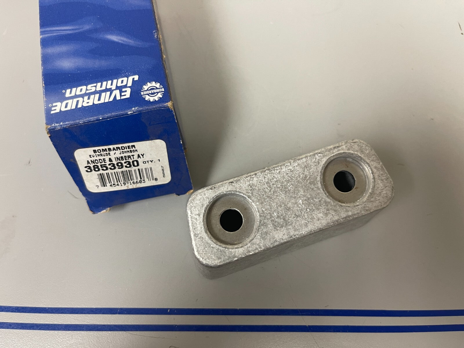 *NEW OEM* 0810 OMC Johnson Evinrude Anode 385390 0385390