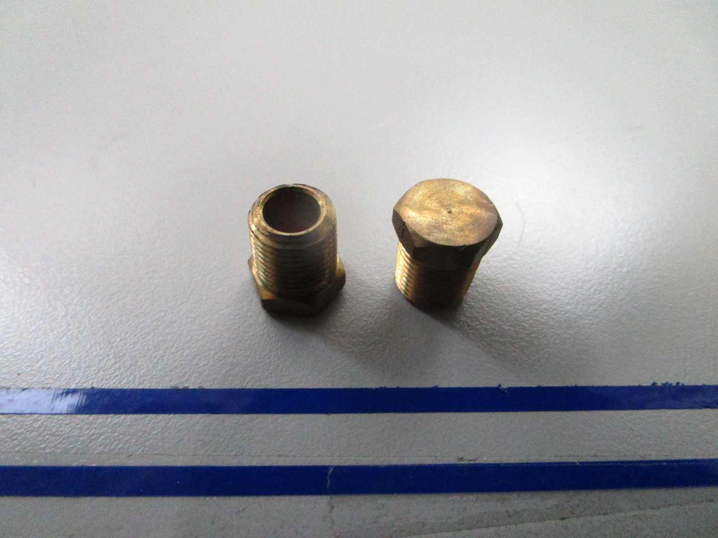 *NEW OEM* (LOT OF 2) 0810 Mercury Quicksilver Drain Pipe Plug 22-32802