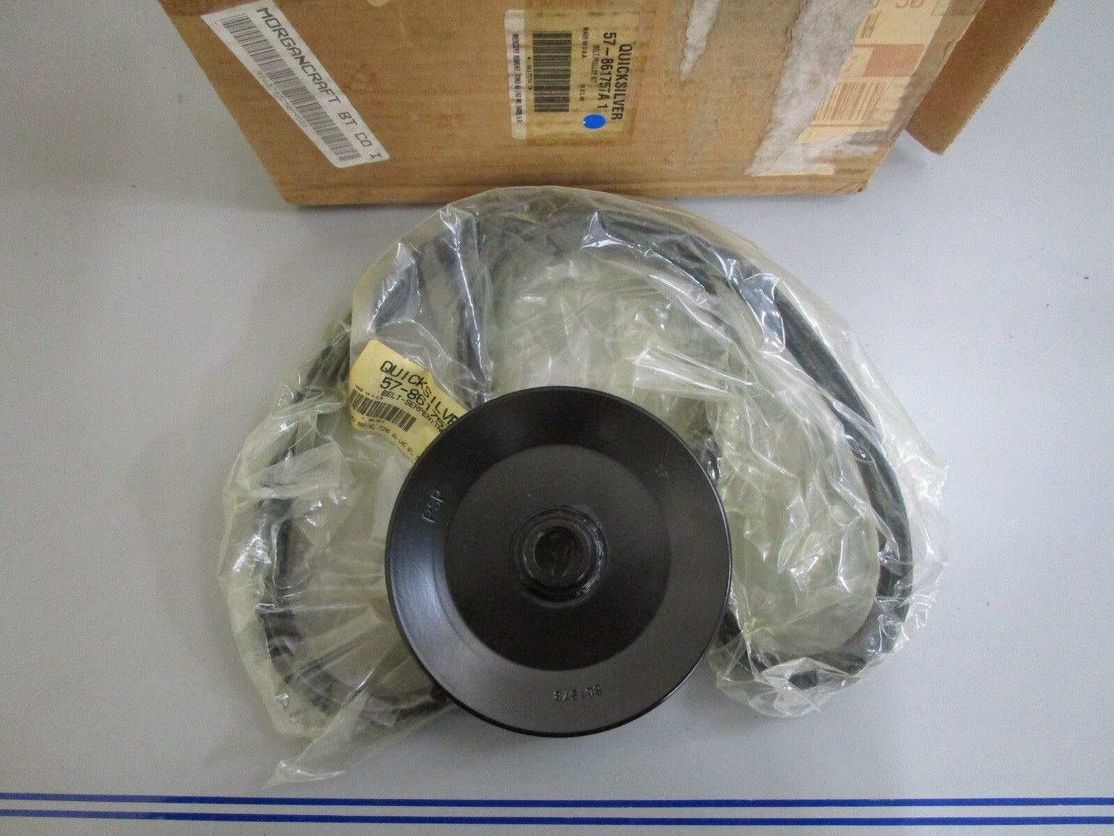 *NEW OEM* 0820 Mercury Quicksilver Belt/Pulley Kit 57-861758A1