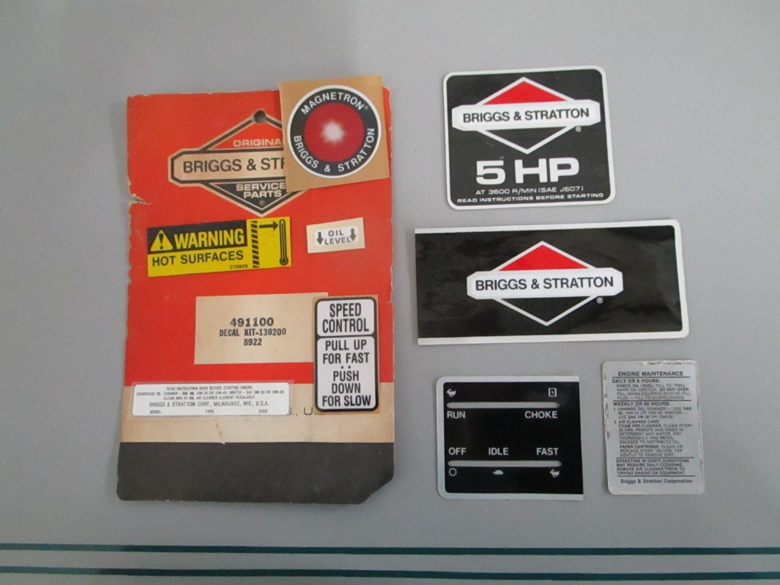 NEW OEM 491100 Briggs & Statton Decal Kit 0820