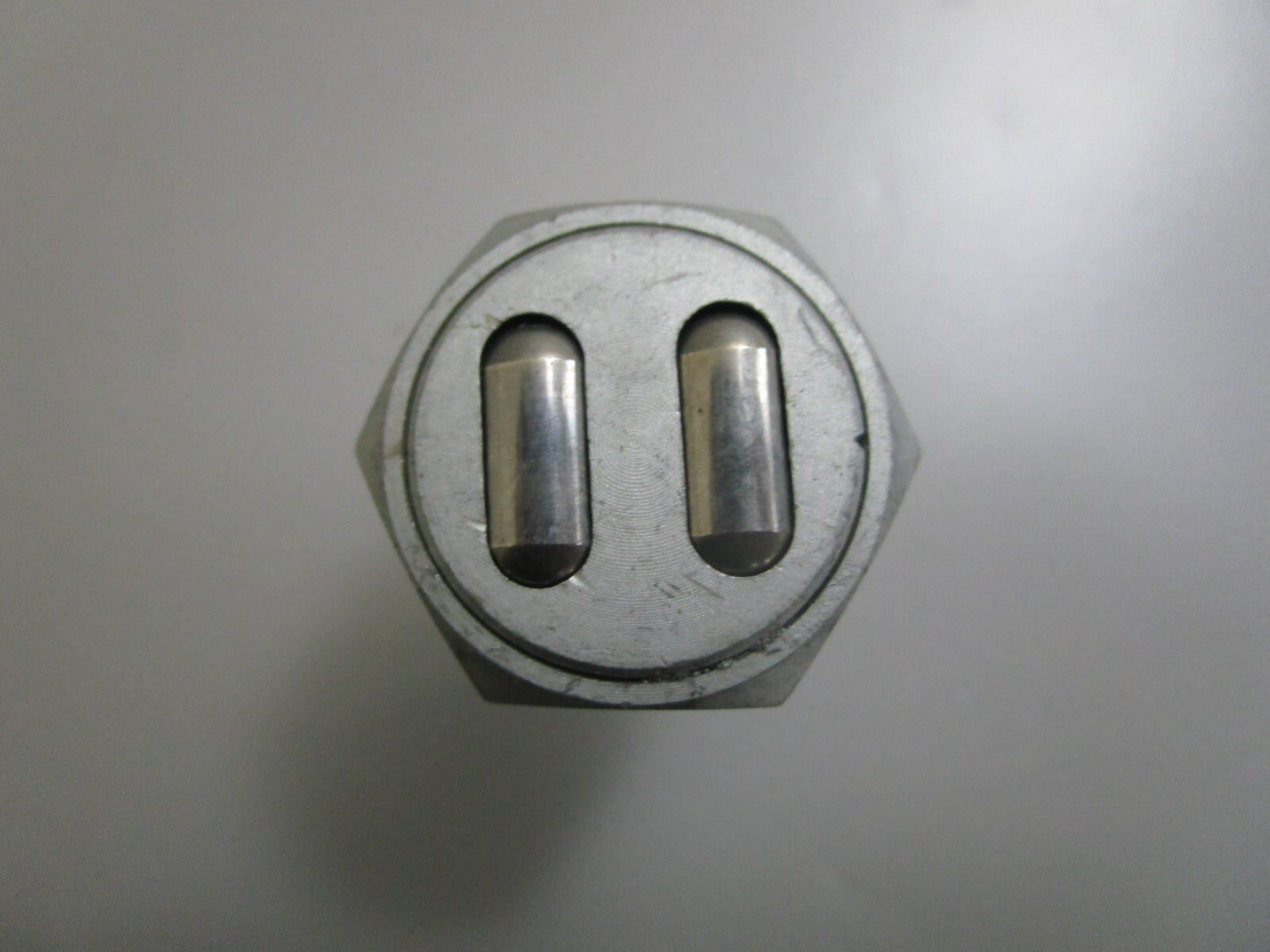 *NEW OEM* 0810 Suzuki Trim Cylinder Pad 48310-87D10