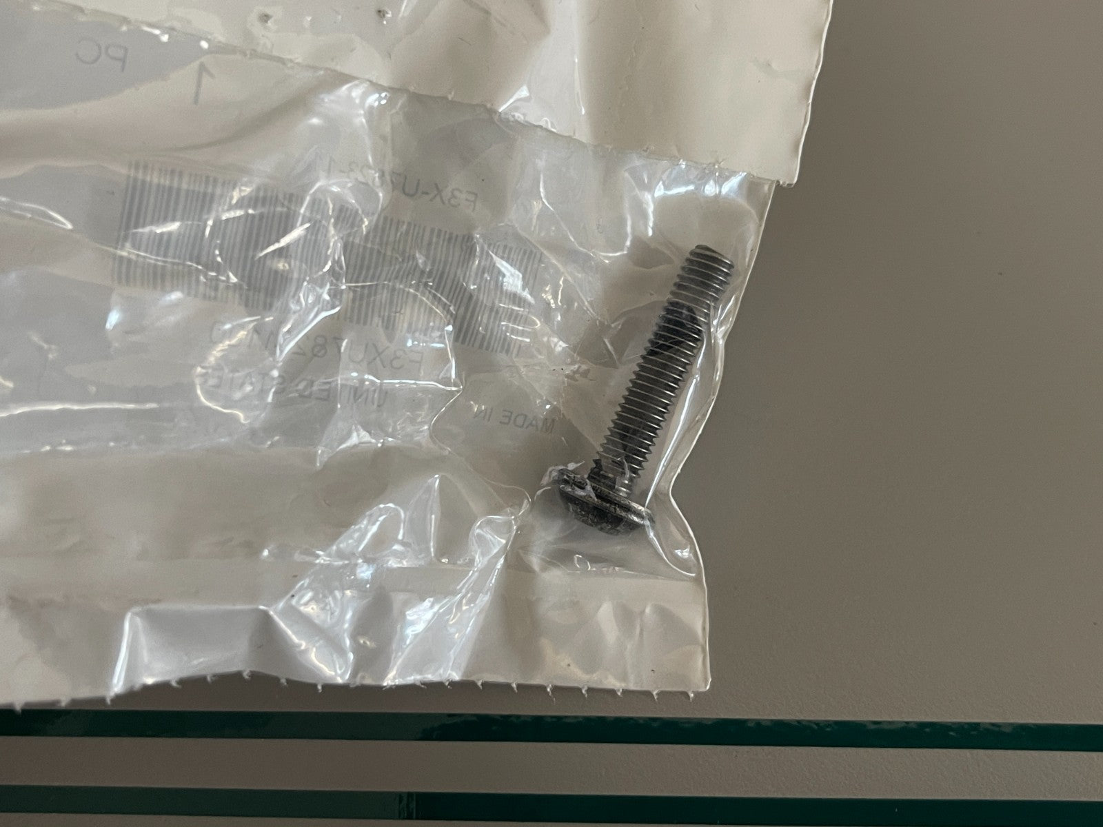 NEW OEM F3X-07823-11-00 Yamaha Screw 0810