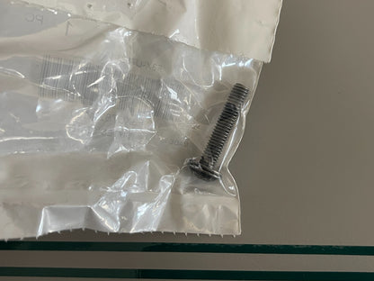 NEW OEM F3X-07823-11-00 Yamaha Screw 0810