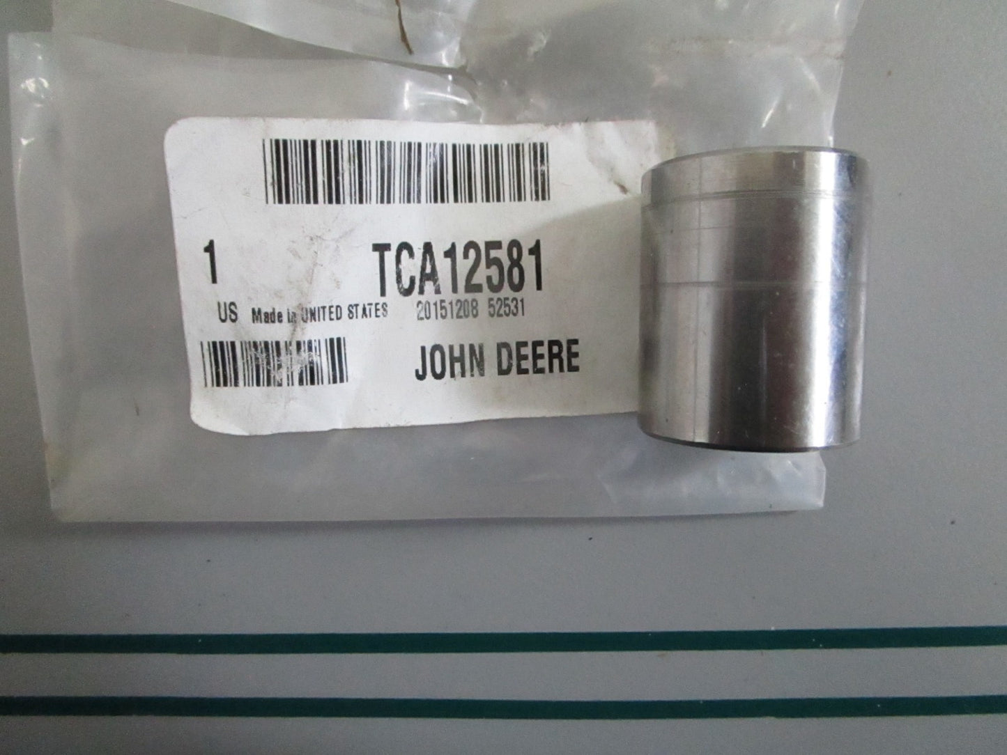 NEW OEM TCA12581 John Deere Splined Coupling 0820